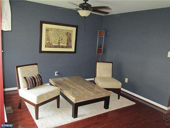 4th image of 105 Jeffords Ct