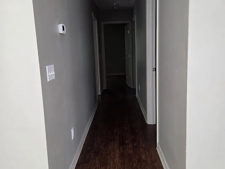 334 Bay Ln — Photo 6