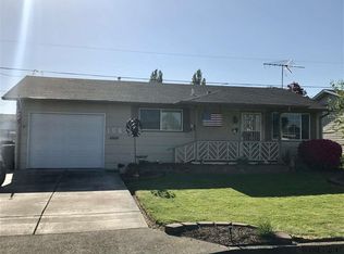 1563 Quinn Rd, Woodburn, OR 97071