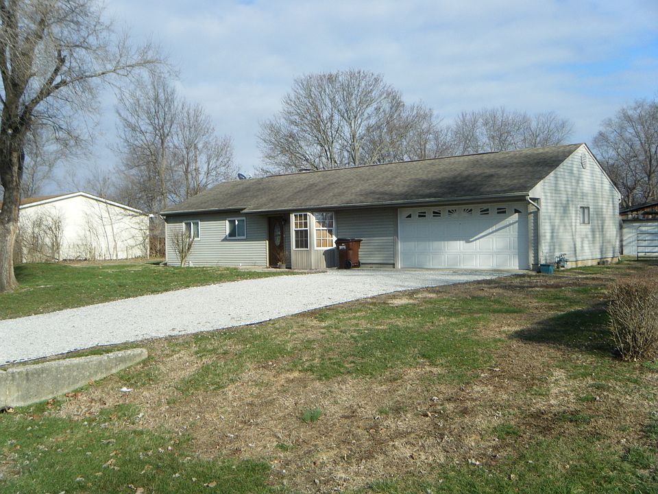 1st image of 700 Easter Dr