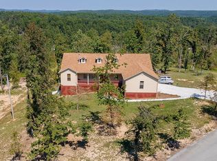 21480 Cavern Dr, Rogers, AR 72756