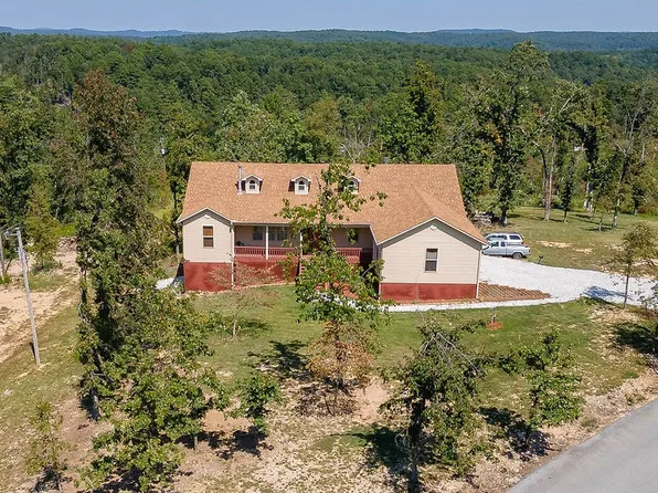 21480 Cavern Dr, Rogers, AR 72756