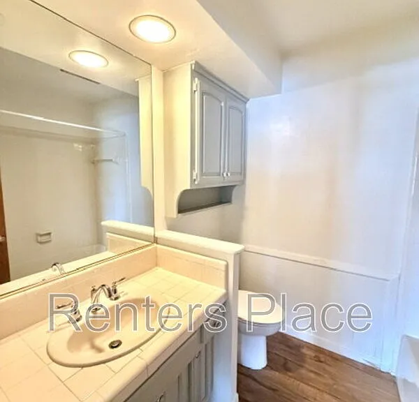 9022 E 30th St — Photo 15