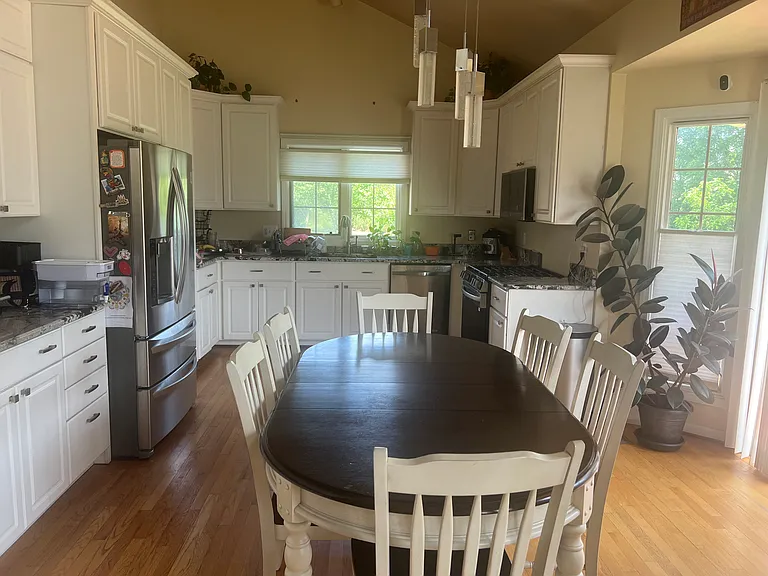 Summer Pl — Photo 28