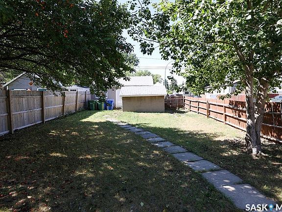 4th image of 2100 Reynolds Street