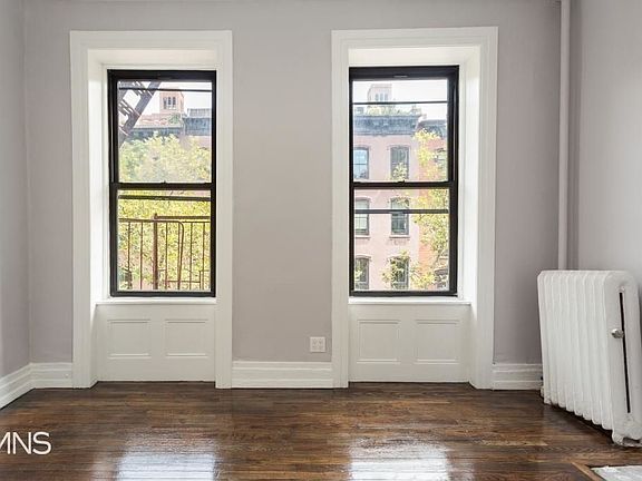 3rd image of 454 W 22nd St #3B1