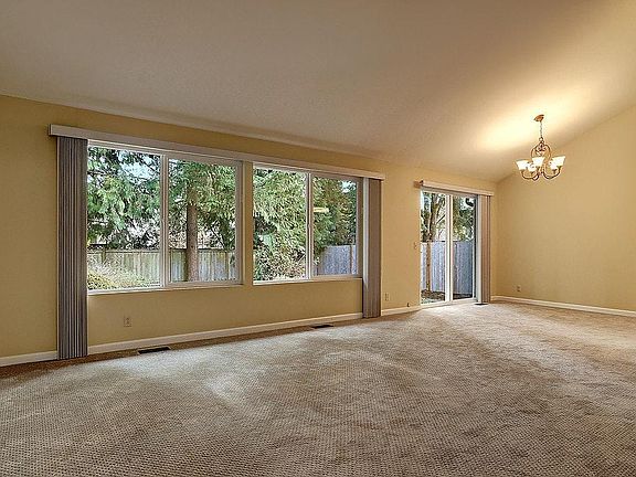 5th image of 10310 177th Ave NE