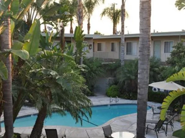 2406 W Commonwealth Ave, Fullerton, CA 92833
