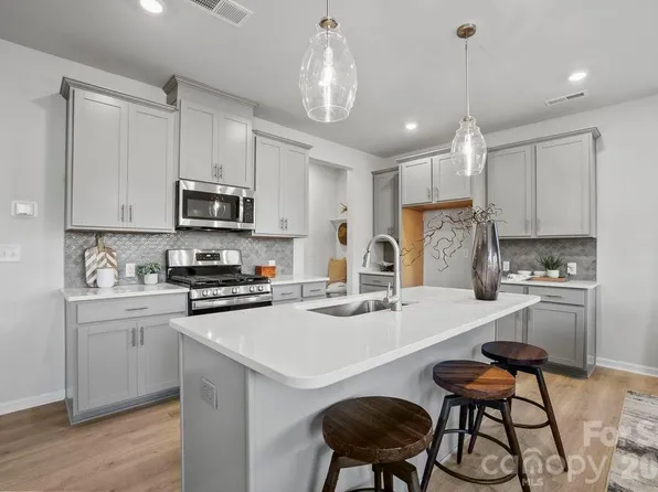 505 Silver Birch Ct, Shelby, NC 28152