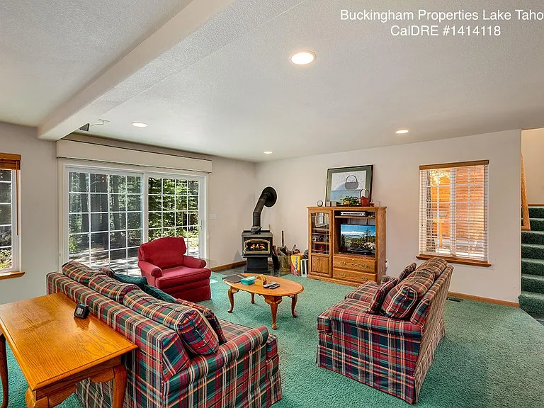 1331 Pine Valley Rd — Photo 1