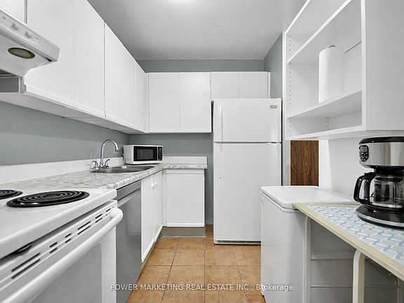 5th image of 2020 Jasmine Cres #1116