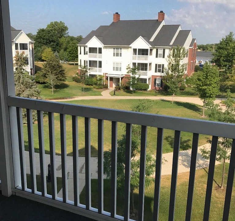 1st image of 859 E Summerfield Glen Cir