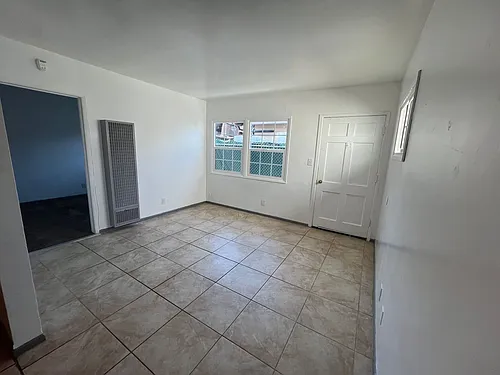 12521 York Ave Photo 1