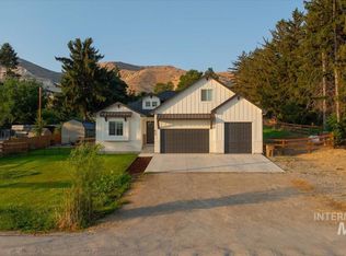 615 E South Slope Rd, Emmett, ID 83617