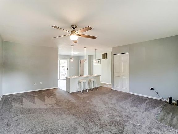 5th image of 3323 Delbrook Dr