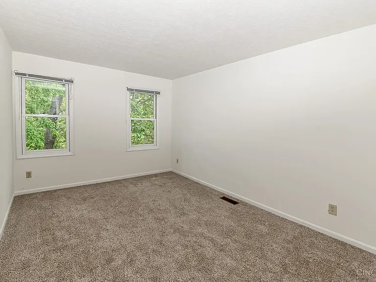 11528 Symmes Gate Ln — Photo 19