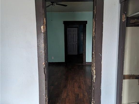 5th image of 217-219 Deeds Ave