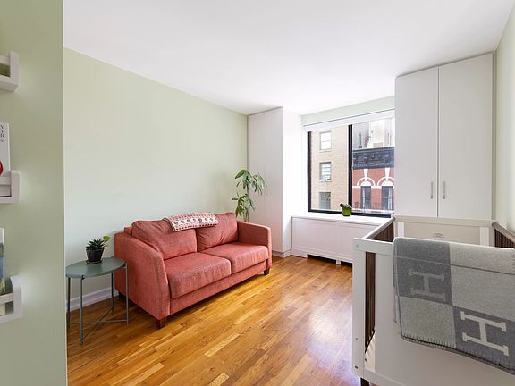 5th image of 134 E 93rd St APT 6A