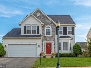 241 Bishops Glen Dr, Frederick, MD 21702