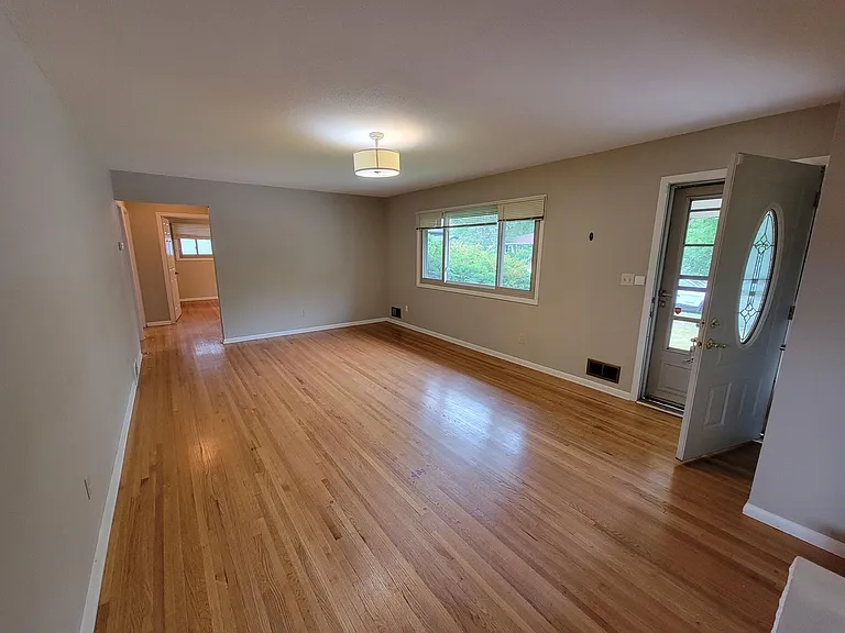 1022 Adams St — Photo 16