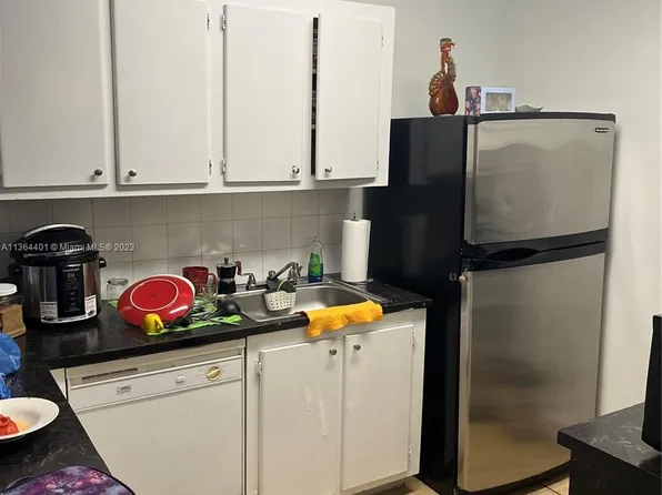 (undisclosed Address), Miami, FL 33184