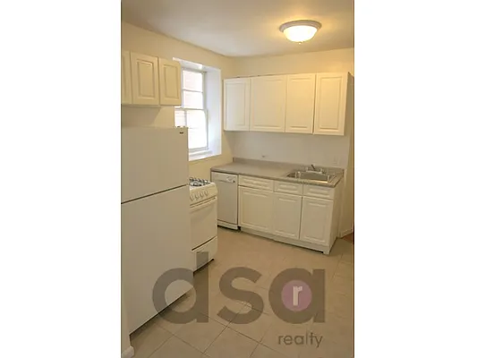 Rented by DSA Realty | media 36