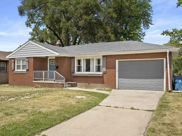 2819 Strong St, Highland, IN 46322