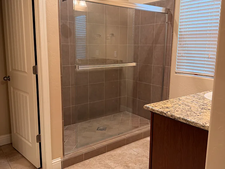 713 Ironstone Dr — Photo 8