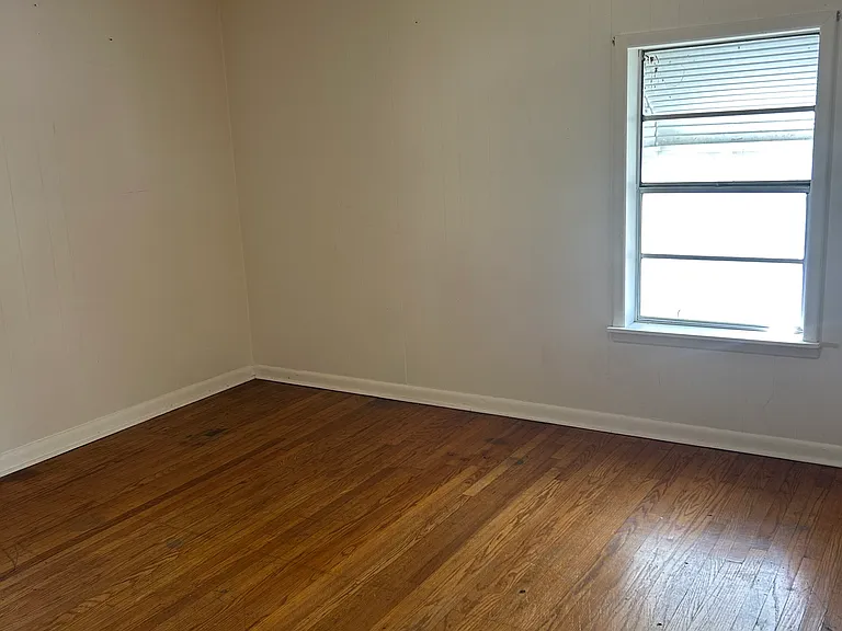 3327 Forrest Ave — Photo 7