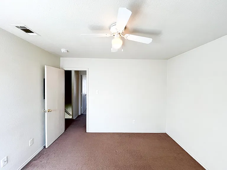 308 Creek St #A — Photo 18