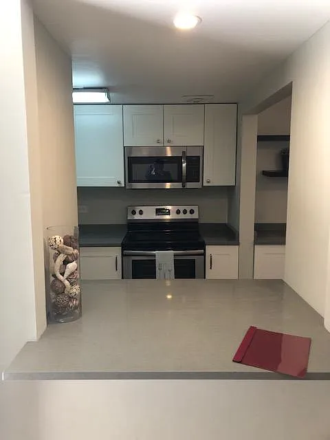 1 bed, 570 sqft, $1,400 — Photo 2