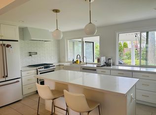 12218 SE 65th Pl, Bellevue, WA 98006