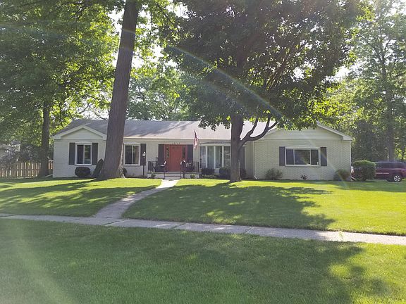 2nd image of 11111 Woodbridge Dr