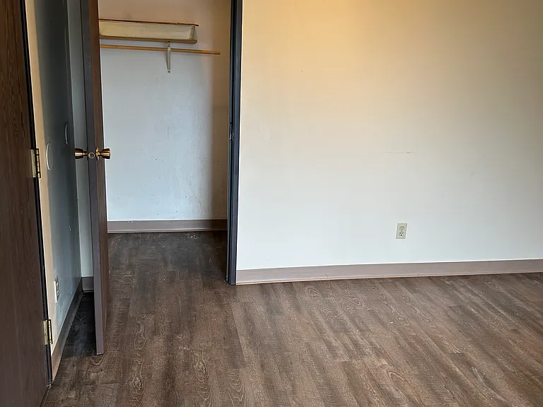 2421 4th Ave N #16 — Photo 9