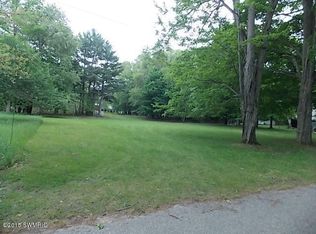 8370 Sheridan St, Montague, MI 49437