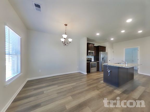 3rd image of 748 Galveston Way