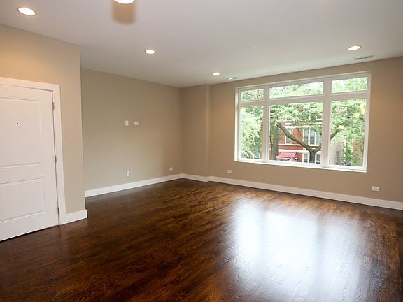4th image of 2639 W Potomac Ave #E3