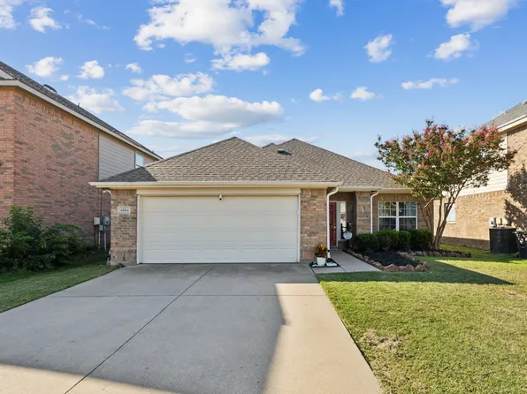 4504 Hickory Meadows Ln, Fort Worth, TX 76244