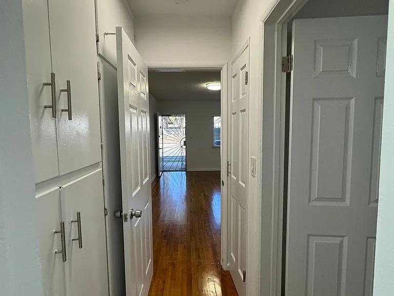 11330 Ohio Ave — Photo 22