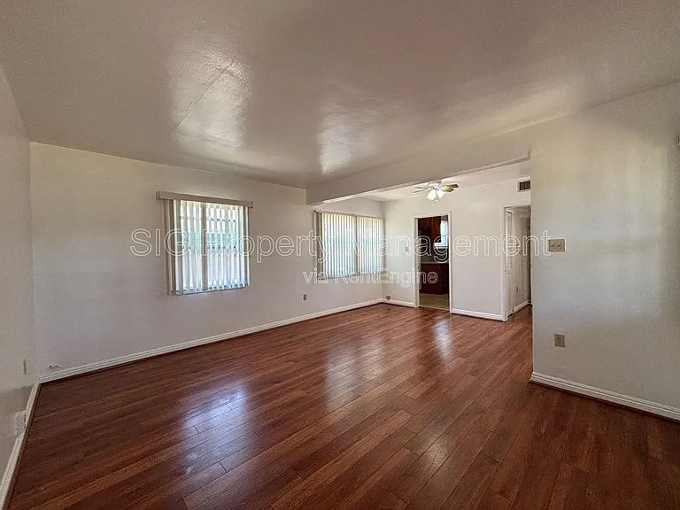 629 W Glenoaks Blvd #A — Photo 4