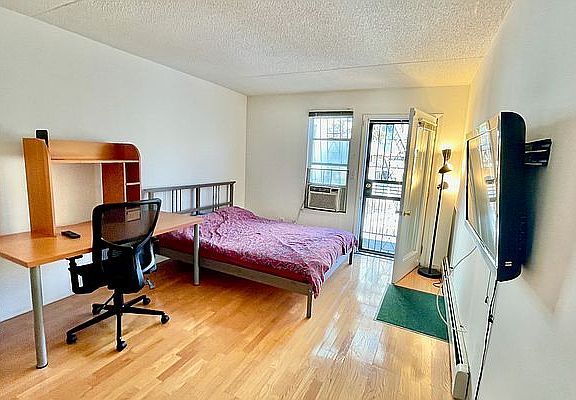 2nd image of 149 W 117th St #21