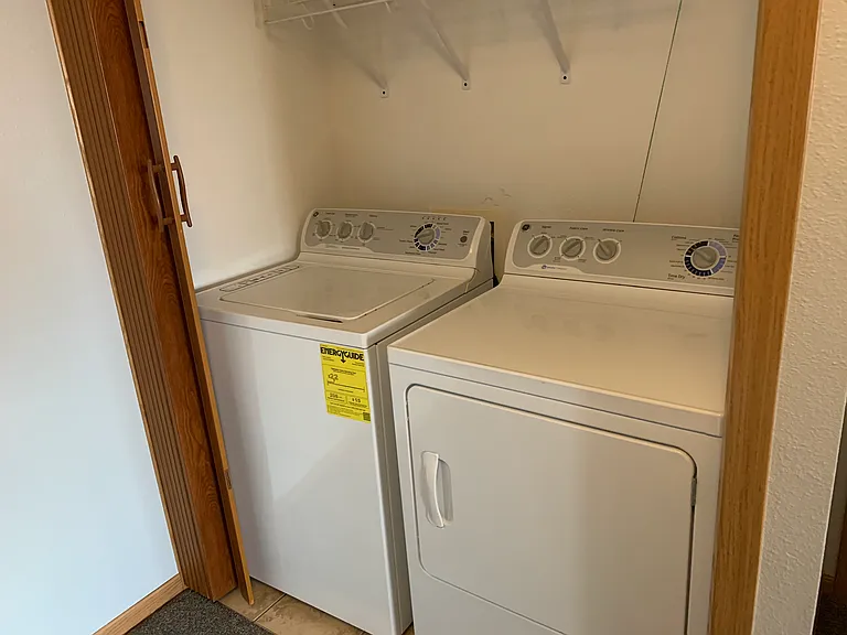 435 Cedar Pl — Photo 19