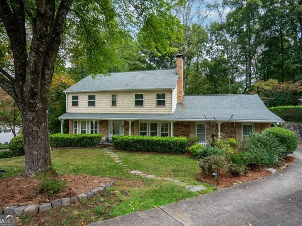 330 Thornwood Dr, Sandy Springs, GA 30328