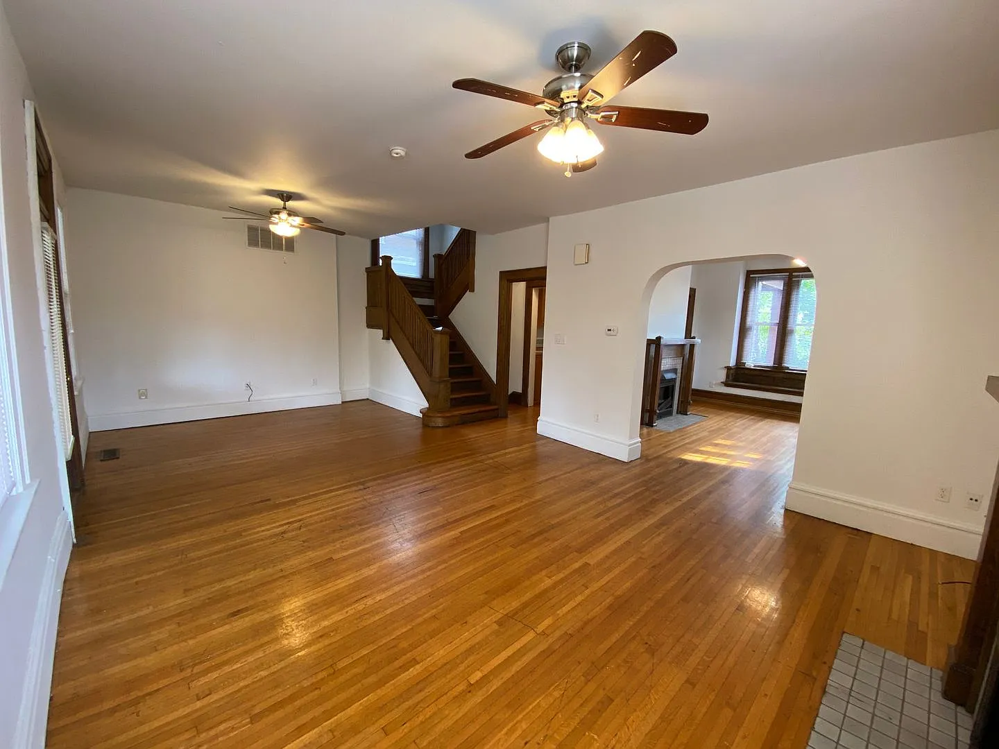E Frambes Ave 137 UL — Photo 2