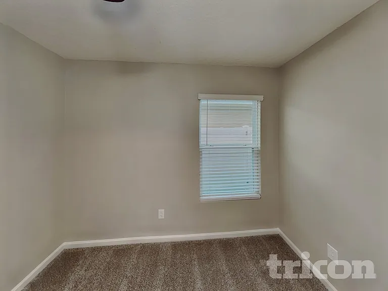 16184 Kayla Cove Ct — Photo 14