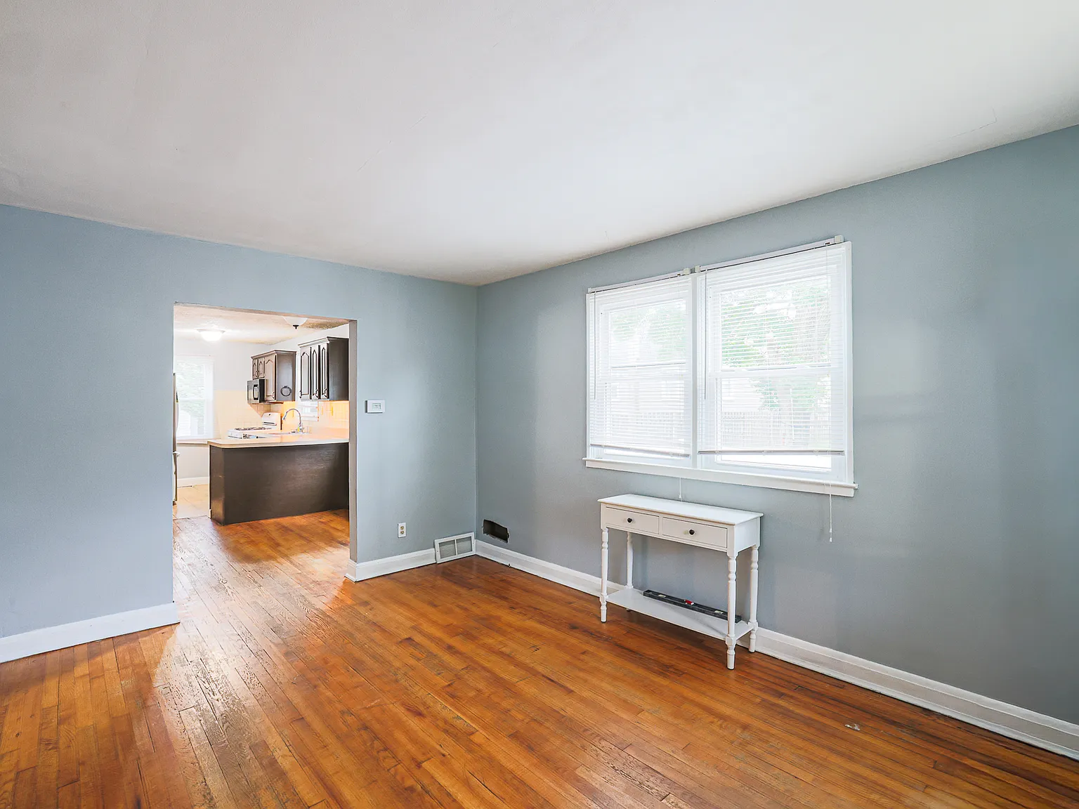 2528 Canterbury Road - SFP — Photo 4