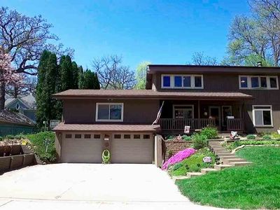 2213 Parrish St, Cedar Falls, IA, 50613