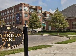 939 Perry St APT 215, Columbus, OH 43215