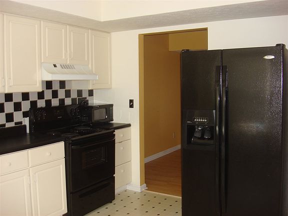 5th image of 4122 W Heritage Way