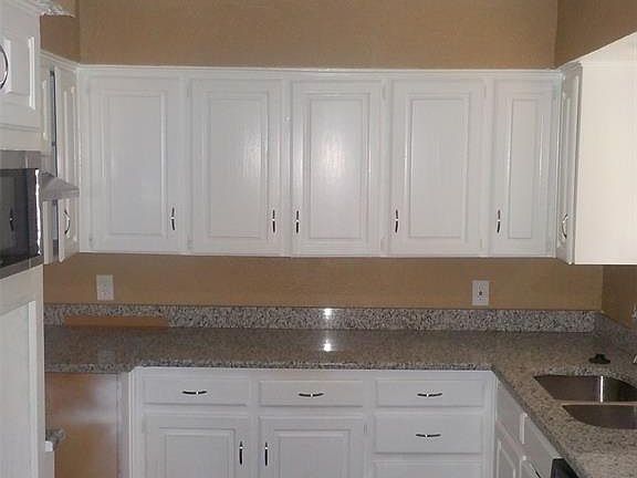 4th image of 4327 Willow Bend Dr